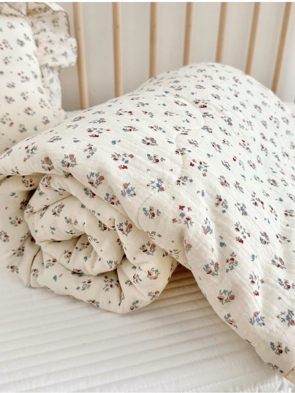 Shabby Chic Floral Childs’ Muslin Cotton Blanket & Pillowcase Set 47"x51"